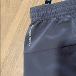 The North Face  Wander Short 2.0, Smoked Pearl, Size Small, NWT Photo 4