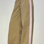 Sienna Sky Wide-Leg green track pants with beige Stripe pockets Photo 0