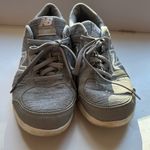New Balance  317 Gray Heathered Womens Size 10 Sneakers Shoes‎ Photo 3
