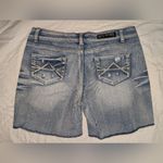 Red Rivet Y2K  Mid Rise Denim Shorts Junior 7 Light Wash Photo 1