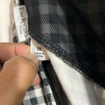 kim rogers  Curvy Black & White plaid leggings/lounging pants - Size 1x Photo 4