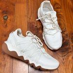 Madewell Field Knit Sneakers in White eyelet 7.5 Photo 2