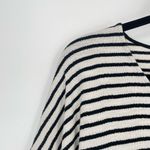 ZARA  Woman Classic V-Neck‎ Short Sleeve Black And White Short Sleeve Tunic Top Photo 1