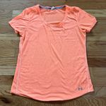 Under Armour Women’s Running Short Sleeve Top Sz M Photo 0
