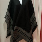 Woolrich  Black & Gray Soft Poncho Fringe Wrap One Size Photo 0