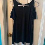Black Off The Shoulder Semi Formal Dress Photo 0