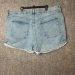 Old Navy  Woman Plus Size 26 high rise O.G. Straight Blue denim shorts‎ Photo 4