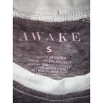 Awake  women's grey "No Worries" Lion King graphic tank top size small Disney Photo 1