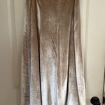 Vince  high-waisted velvet midi skirt size 6 - Excellent Condition! Photo 3