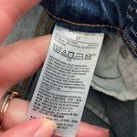 Gap EUC  women’s light wash ripped slim fit girlfriend‎ denim jeans size 27 Photo 5