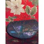 La Regale Women's  Black Iridescent Clutch One Size Photo 4