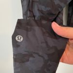 Lululemon Align Camo Capri Cropped Leggings Size 8 Black Grey Athletic Pants Photo 5