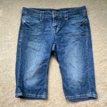 White House | Black Market Women's Noir Bermuda Denim Shorts - Size 4 - VGUC Photo 0