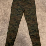 Sanctuary  NWT Camo leggings.  Size: M.  Back pockets. Photo 0
