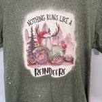 Gildan Softstyle Nothing Runs Like a Reindeere Christmas Tee Shirt Size Small Photo 1