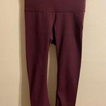Lululemon Women's Maroon Straight Leg Cropped Mid-Calf Leggings Size Small Photo 0