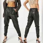 Spanx Leather-Like Faux Leather Jogger Pants Joggers in Noir Black Size Medium Photo 1