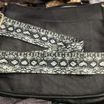 UNBRANDED BLACK CROSSBODY PURSE ADJUSTABLE BLACK WHITE GREEN SNAKESKIN … Photo 10
