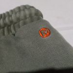 Merrell Scout Sweat Short-Medium-Relaxed Fit-Pockets-Drawstring-Elastic Waist Photo 6