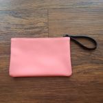 Valentino Garavani Valentino Coral Pink Black Trim Chic Feminine Lux Wristlet Clutch Pochette 7x4.5 Photo 3