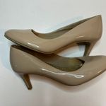 dexflex comfort Womens DexFlex Beige Patent Leather Heels Size 8 Photo 8