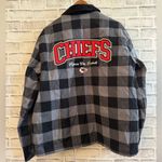 NWT! Adult Kansas City Chiefs black and gray full zip plaid flannel jacket Large Photo 0