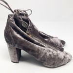 Report Velvet Peep Toe Zip Purple Ankle Boots Size 8.5 Photo 5