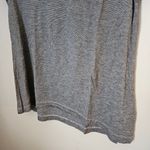Old Navy  T-Shirt Gray Top Athleisure Casual Crewneck Neutral Photo 4