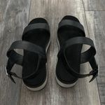 Baretraps  black platform chunky sandals tachel shoes size 8 Photo 5