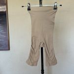 SKIMS  seamless Sculpt High Waisted Above the Knee Short mica Clay Size‎ S NWOB Photo 4