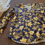 Ellen Tracy  linen blend blouse M Photo 1