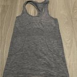 Lululemon  Athletica Heathered Gray Tank Top Photo 0