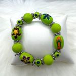 Large Beads Summer Floral Design Beaded Beach Bracelet in Green Photo 3