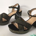 Black/Gold Pumps, Size 6 Black Photo 0