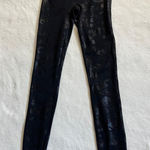 Spanx  Womens Faux Leather Camo Leggings‎ Camouflage Shiny Black Size Xsmall Photo 0