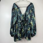 Torrid NWT  Green Satin Surplice Tie Open V‎ Back Long Sleeve Blouse Size 3X Photo 6