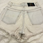 Vintage Women's Steel Jeans White Distressed Jean Shorts Size 7 Photo 0