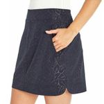 Orvis  Womens Embossed Pull On Travel Skort Golf Black Rose Embossed Print Sz M Photo 7
