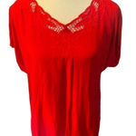 Reds Threads Red B Photo 0