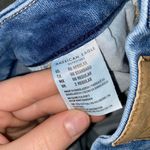 American Eagle High Wasted Jeans Photo 2