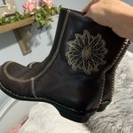 Tsonga Brown Leather Boots Ankle Booties Womens 38 7.5 South Africa Embroidered Photo 2