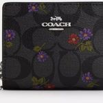 Coach Snap Wallet In Signature Canvas With Country Floral Print Photo 5