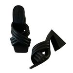 Abound  Women’s Black Block Heel Crossover Strap Heels Sandals Size 6.5 Photo 0