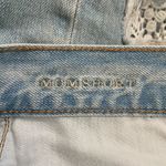 American Eagle  high rise light wash lace accent size 4 Mom denim Shorts. Photo 4
