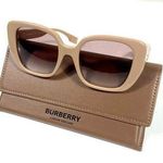 Burberry 52mm Gradient Square Ladies Logo Sunglasses Beige NWT Photo 0