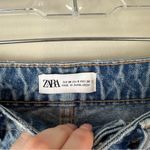 ZARA  | Light Wash Very Distressed Mom Jeans Size 6 Photo 2