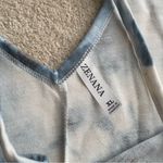 Zenana Outfitters  Blue and White Casual Top Photo 4