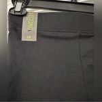 Aeropostale Areopostale ankle length leggings are a size Small. Photo 4