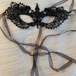 Elegant Black Lace Masquerade Mask Photo 1