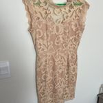 Sans Souci  large lace dress Photo 4